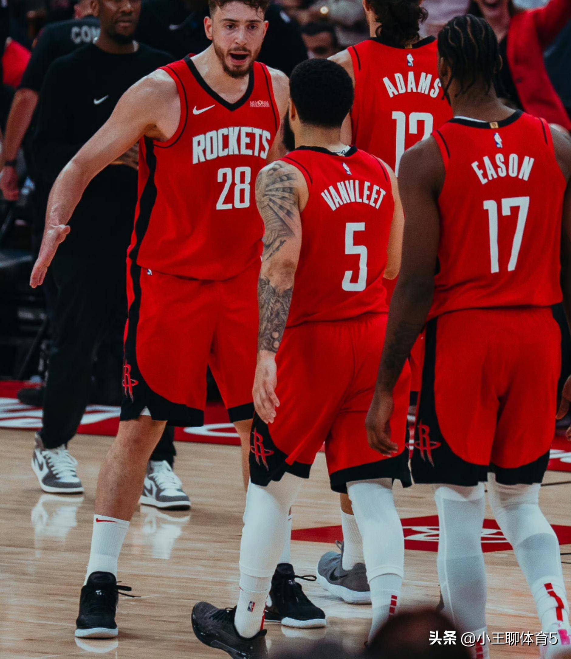 包含风云突变！迈阿密热火清晨手感冰凉，NBA季后赛版图或变，震撼外界，团队化学反应显著的词条